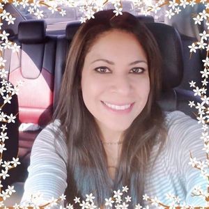 Meet your Posher, Deborah